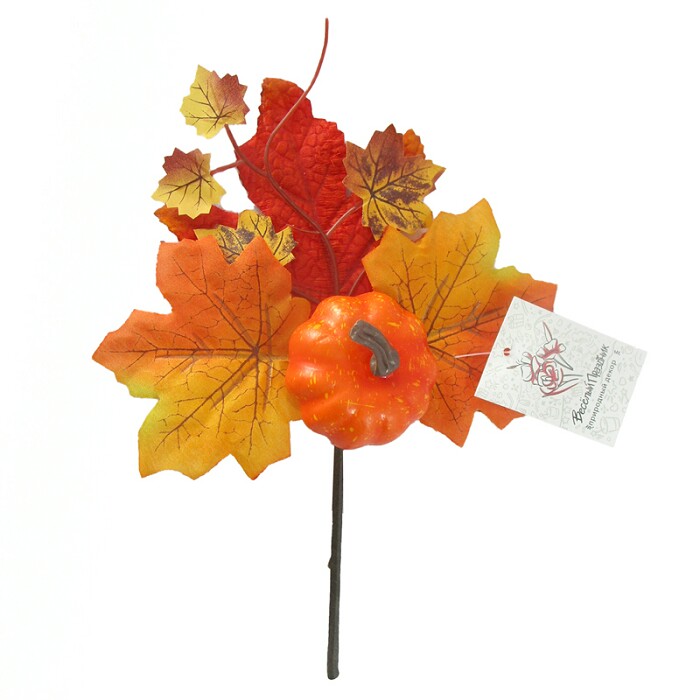 Ветка осенняя с тыквой