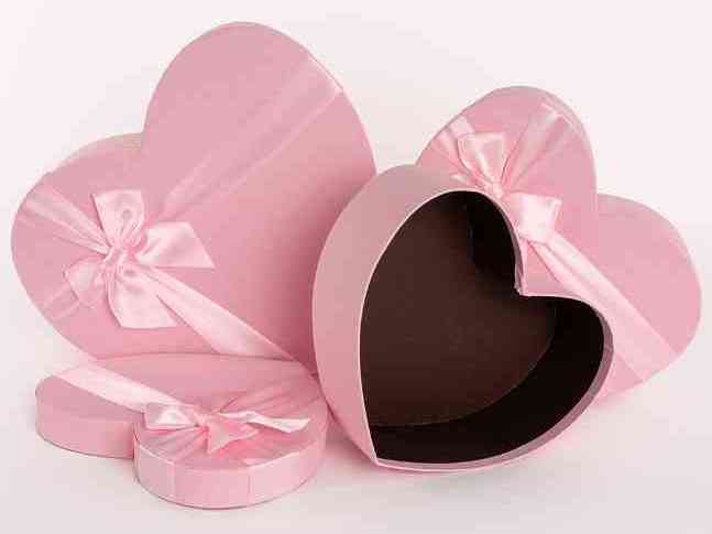 Коробка сердце 31х28х12см Розовый
