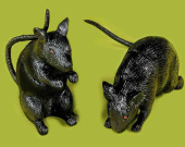 Декоративное украшение Крыса пластиковая 8см Am